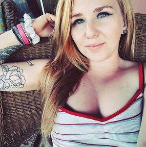 Meet your Posher, Ally